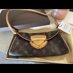 Authentic Louis Vuitton Beverly pochette